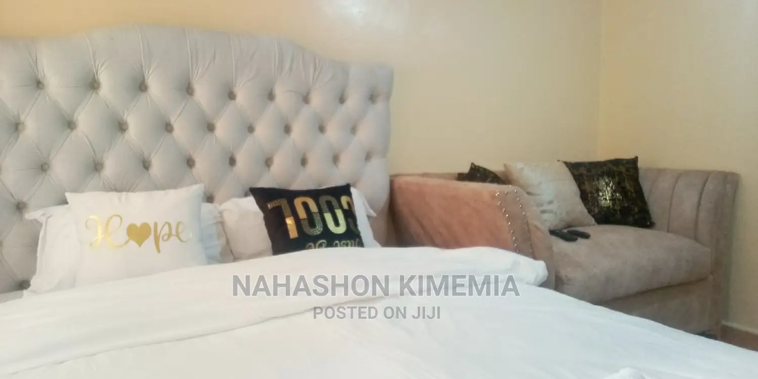 Gold Airbnb Studio Lumumba Drive Roysambu Thika Road