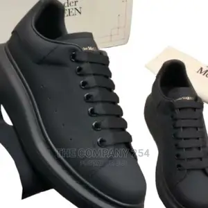 ✓ *Alexander McQueen *
✓ *All Black, White Black All White *