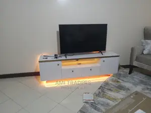 Luxury 6t TV Stand