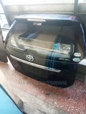 Toyota Wish 2002/2005 Boot Door / Tail Gate