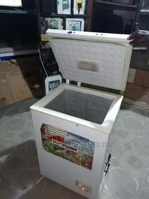 Hotpoint 100L Deep Freezer