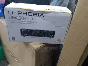 Behringer U-Phoria UMC 204HD
