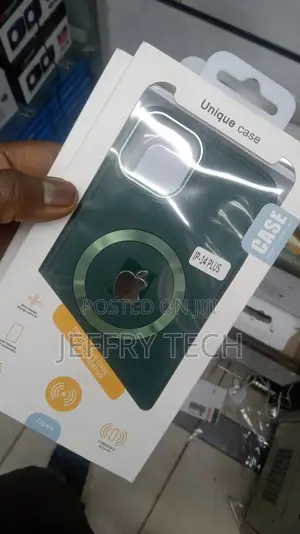 iPhone 14 Plus Case Dark Green