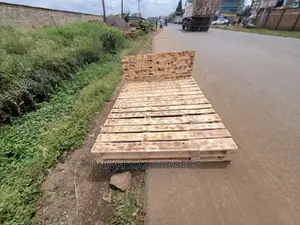 5*6 Wooden Pallet Bed