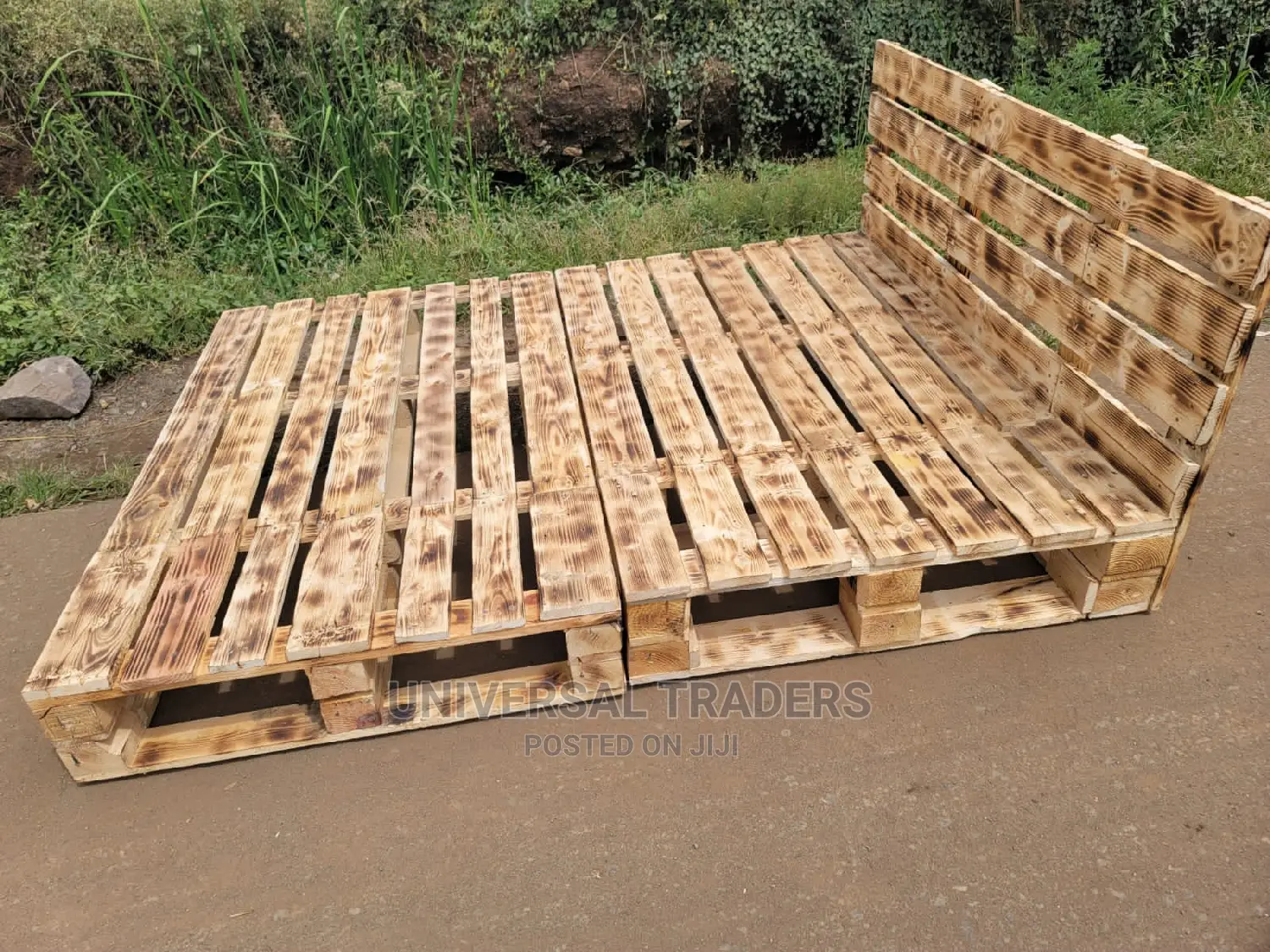 Beautiful Detachable 5*6 Pallet Bed - Strong Unique