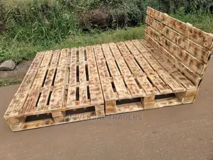 Beautiful Detachable 5*6 Pallet Bed - Strong Unique