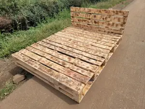 Detachable 5*6 Wooden Pallet Bed - Blazed Pallet Bed