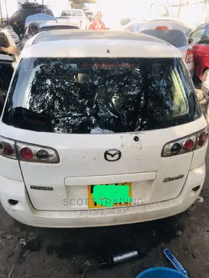 Mazda Demio 2005 Rear Windscreen