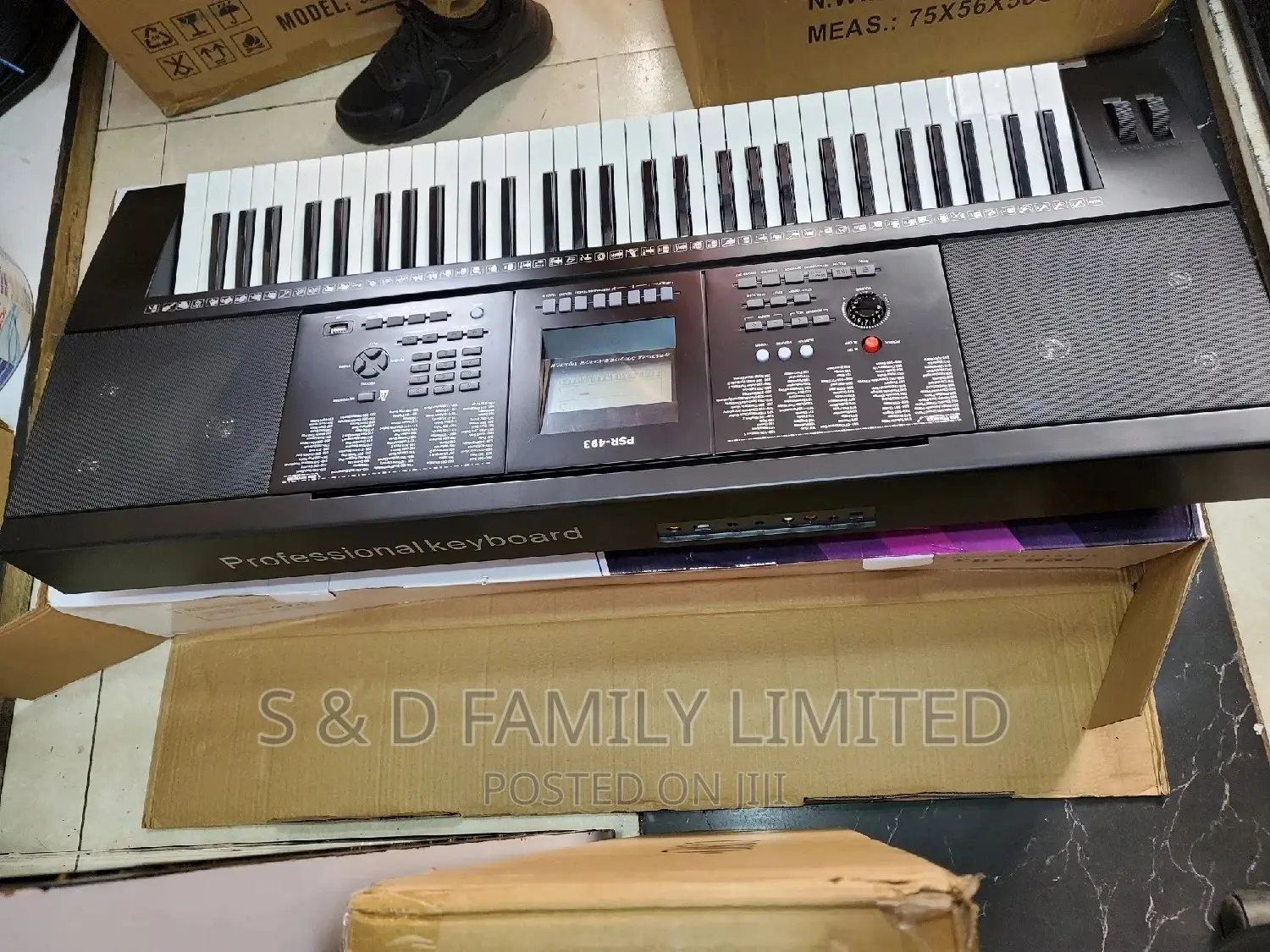 Electronic Keyboard 493 PSR