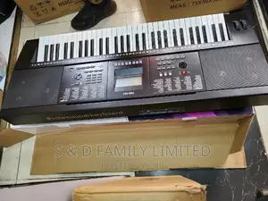 Electronic Keyboard 493 PSR