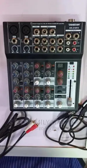 Takstar Xr-210fx USB Mixer