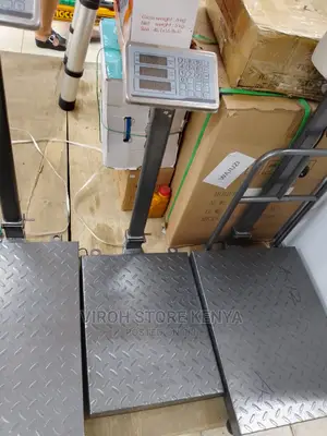 Digital Scale 300kgs Maximum Weight + Grill