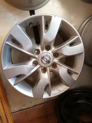 Size 18 Inches Nissan Patrol Alloy Rims Set