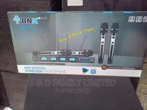 BNK IS40 Wireless Microphone 4 in 1