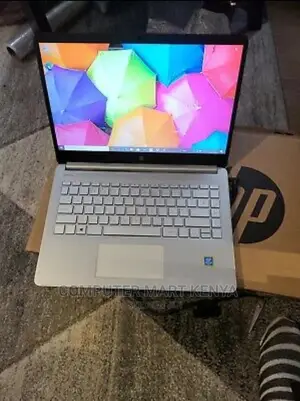 New Laptop HP 4GB Intel Core i3 SSD 256GB
