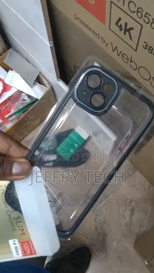 iPhone 14 Max Clear Transparent Colors Black Border Edges