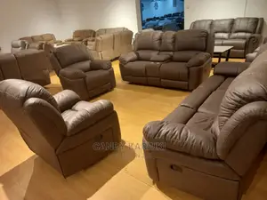 Spacious 7 Seater Recliner Sofa Set
