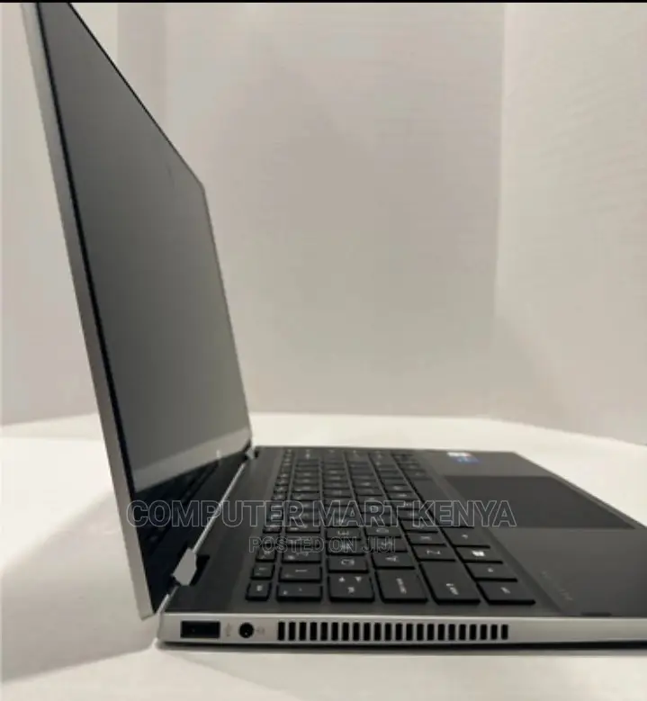 New Laptop HP Pavilion X360 8GB Intel Core I5 SSD 512GB