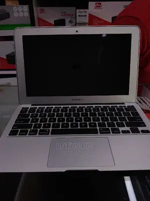 Laptop Apple MacBook Air 2012 4GB Intel Core I5 SSD 128GB
