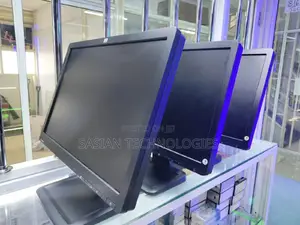 19inches Stretch Hp Monitor