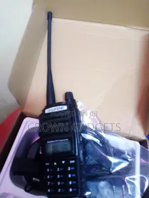 Uv82 Radio Calls/Walkie Talkies