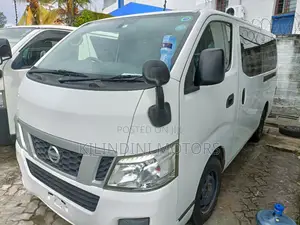 Nissan Caravan (Urvan) 2015 White