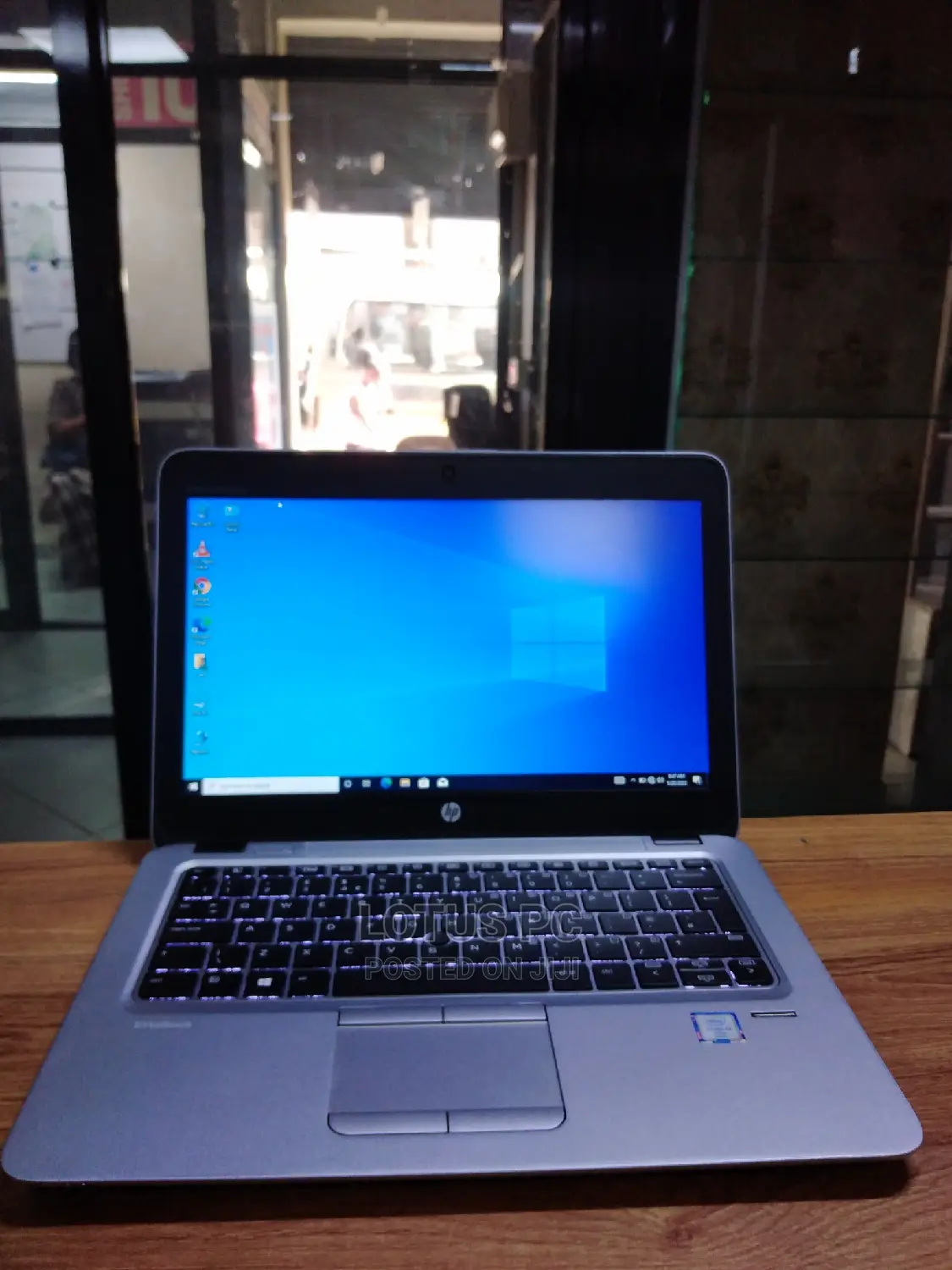 Laptop HP EliteBook 820 G3 8GB Intel Core I5 SSD 256GB