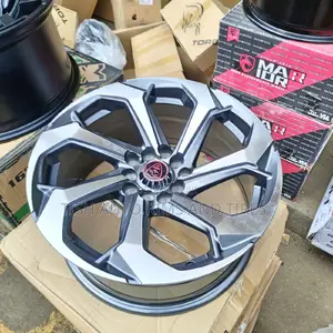 Universal Rims 16 Inch Narrow Offset