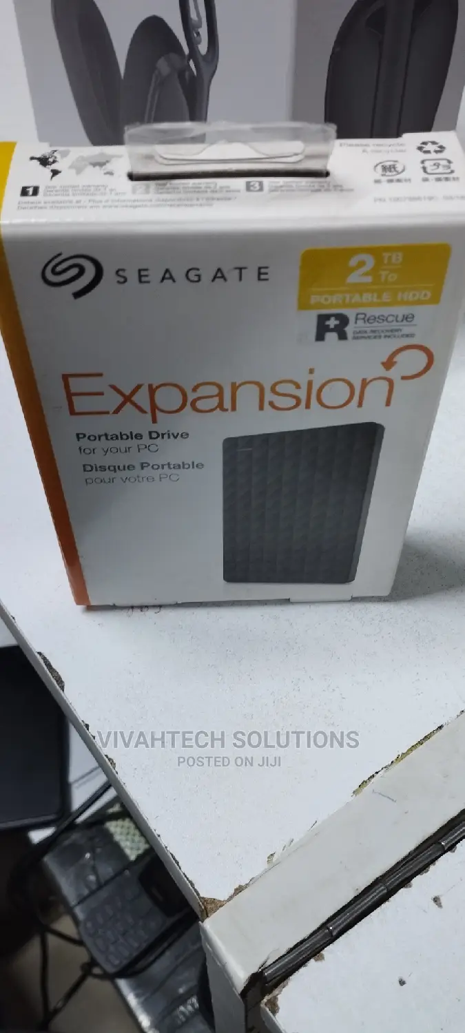 Seagate Expansion Portable 2TB External Hard Drive HDD USB