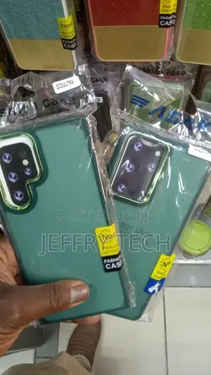 Samsung Galaxy S22 Ultra Case, Translucent Matte Hard Back [
