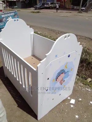 Morden MDF Baby Cot 4 by 2 Fitts