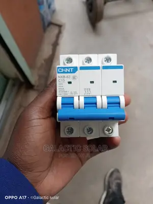 Tripple Pole 10a