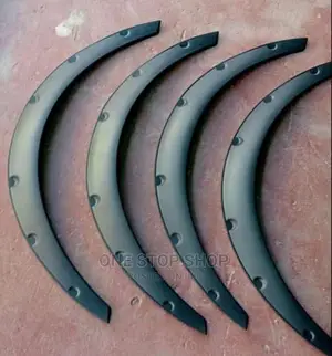 Standard Size Universal Fit 4pcs Fender Flares