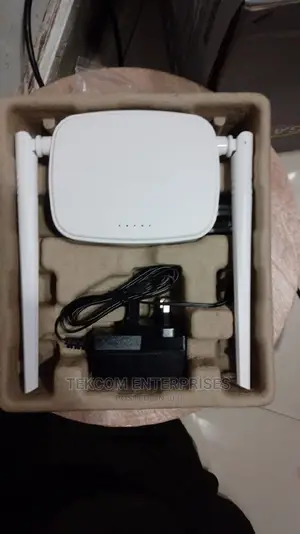 Tenda Xpon HG3 N300 Wi-Fi Router