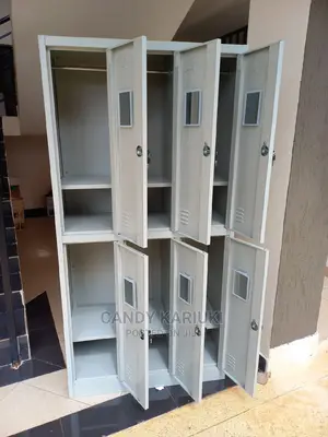 Staff Lockers (6 Compartments)