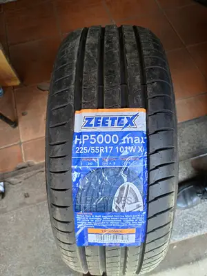 225/55r17 Zeetex Tyres Made in Indonesia