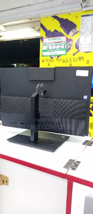 Desktop Computer HP AiO 22 8GB Intel Core I5 SSD 256GB