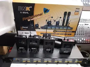 BNK X85HL Two Handheld 4 Lapel Microphones