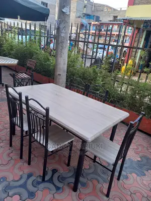 6 Seater Wooden Dining Table Set