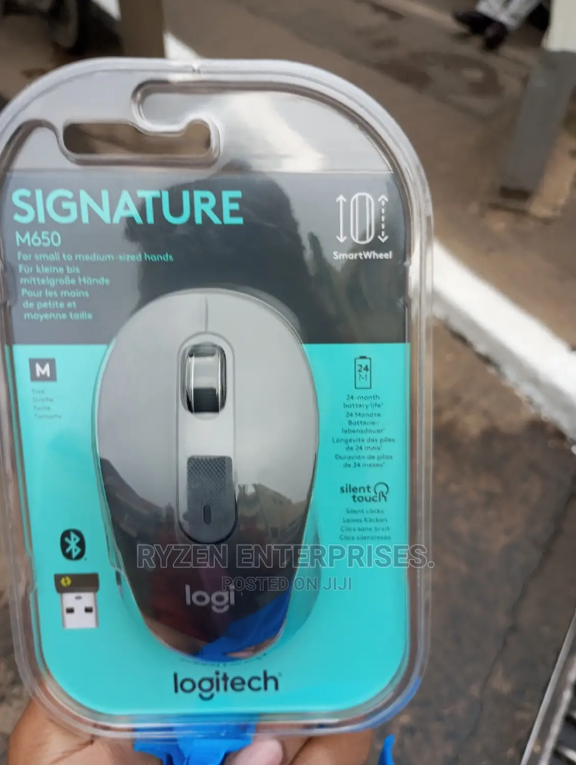 Logitech Signature Mouse M650~`