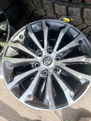 19 Original Toyota Landcruser Prado J150 Rims Set