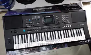 Yamaha PSR 473 Keyboard