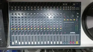Yamaha SMX 1600 Plain Mixer 16 Channels