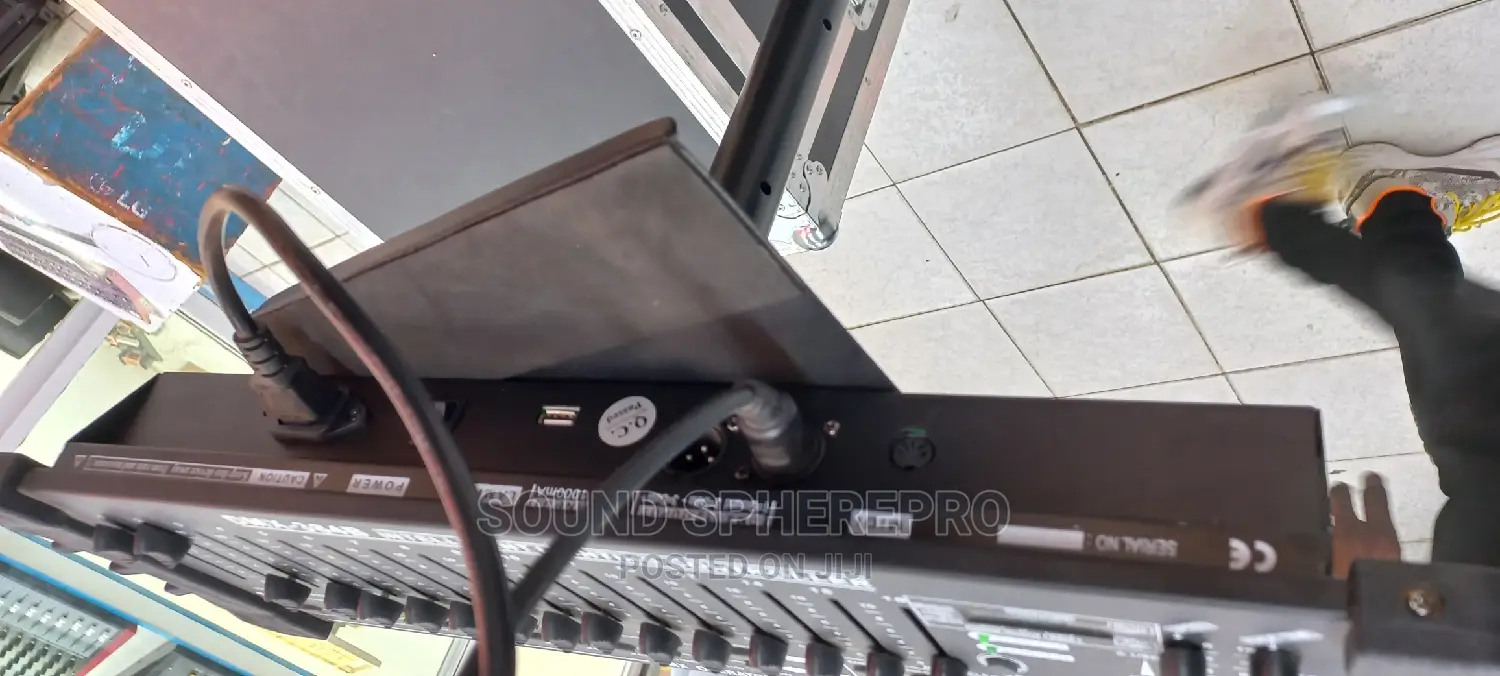 DMX 512 Controller