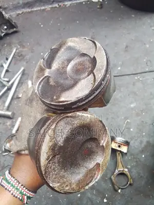 Subaru FA20 Engine Pistons