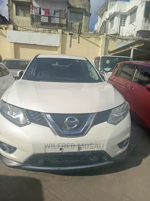 Nissan X-Trail 2015 White