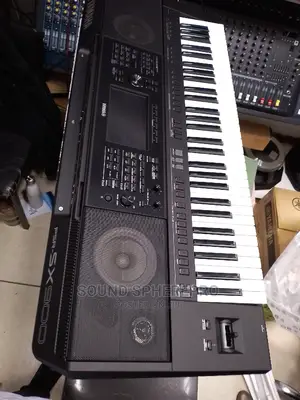 Yamaha PSR SX900 Keyboard