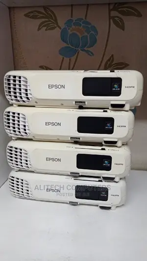 Epson Eb-S18 Projector