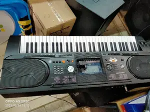 PSR Keyboard 438