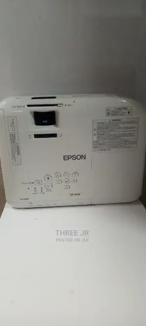 Ex-Uk Epson EB-W06 Projector With 3600lumens